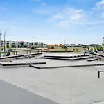 Large Open Concept Luxury Apartment With Ac, 70\