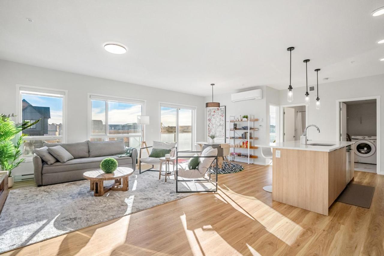Apartment Large Open Concept Luxury With Ac, 70